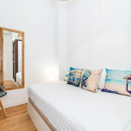 Wekey Homes Granada, Mesones Apartment *