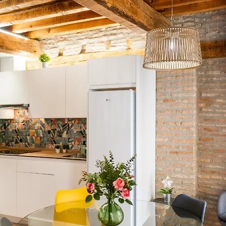 Apartment Wekey Homes Granada, Mesones