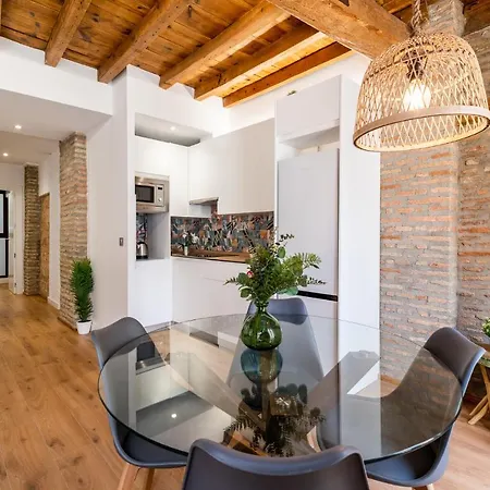 Wekey Homes Granada, Mesones *